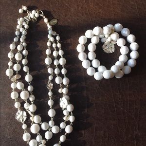 White House Black Market Jewelry - White House Black Market White Necklace & Bracelet White House Black Market Jewelry - White House Black Market White Necklace & Bracelet